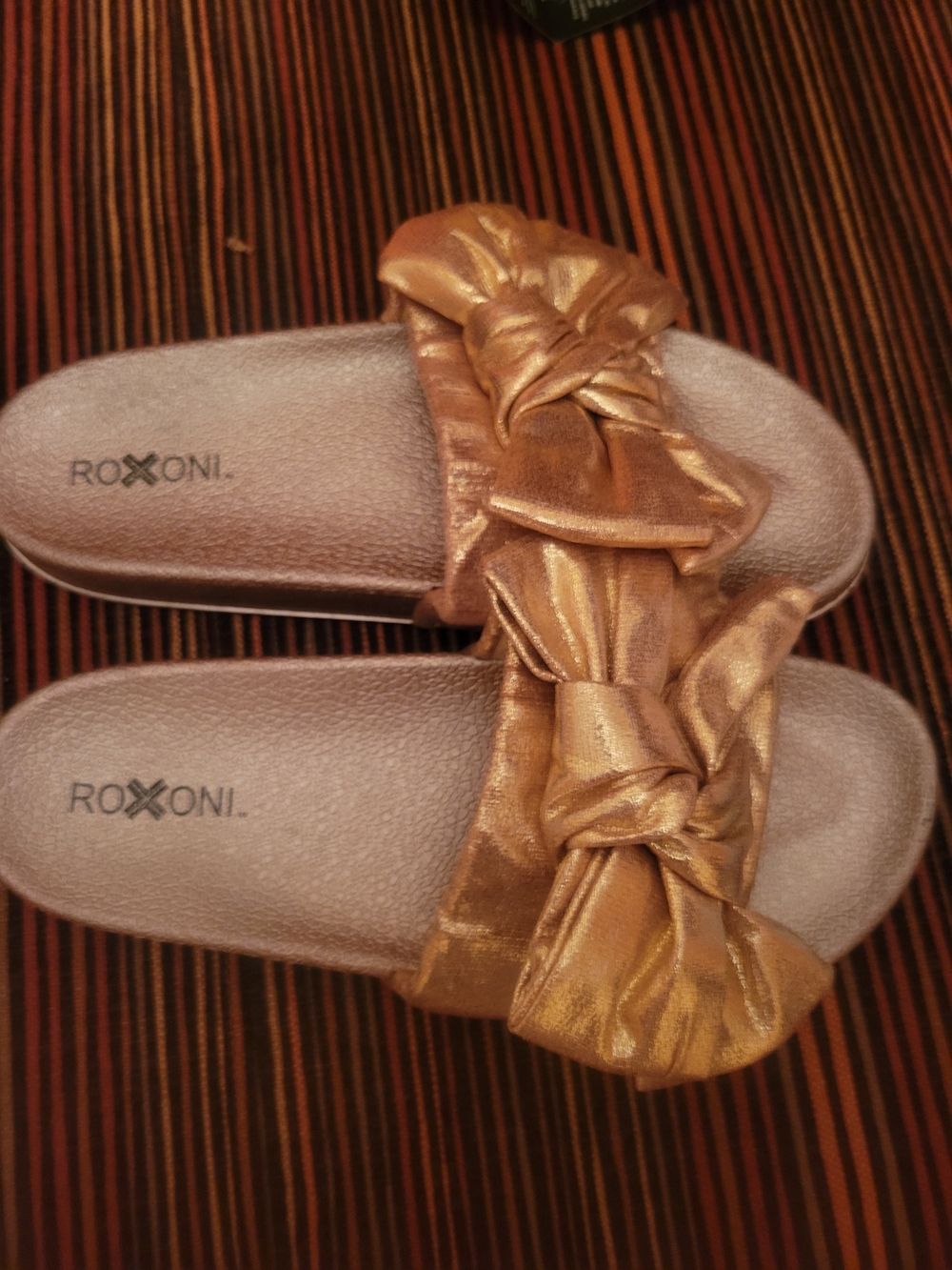 Women's Metallic Gold Knot Slide Sandals